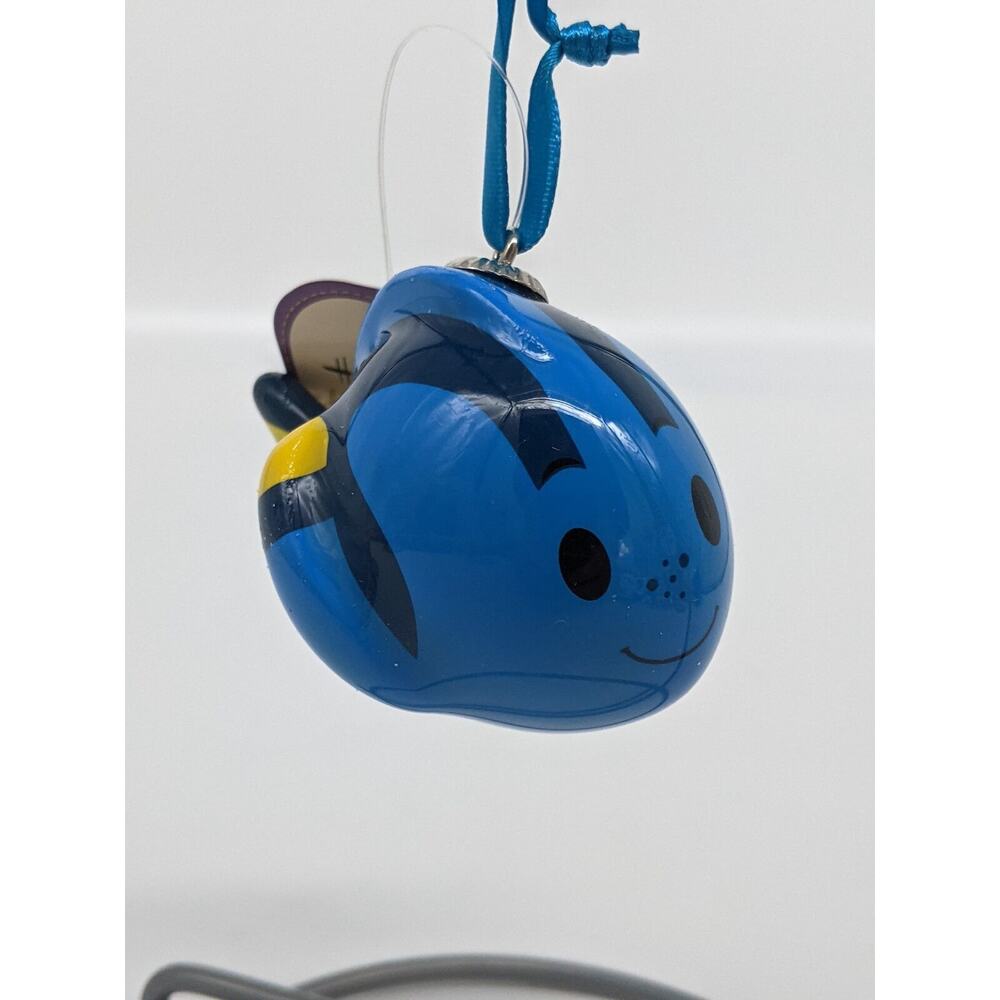 Hallmark Ornament 2015 - Dora - Disney Finding Nemo